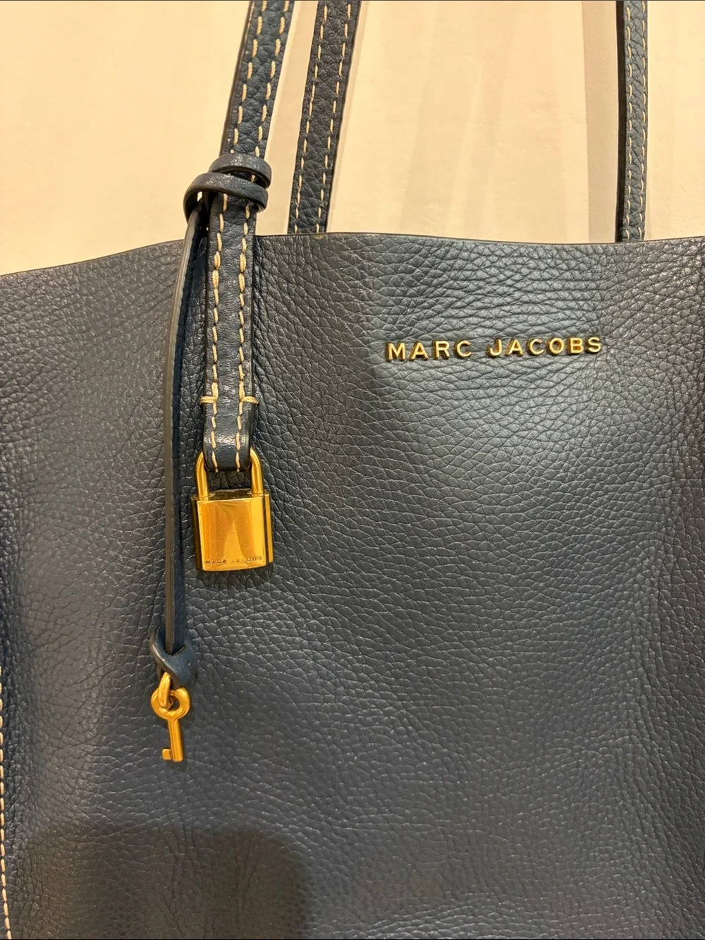 Marc Jacobs The Grind East/West Leather Navy Tote